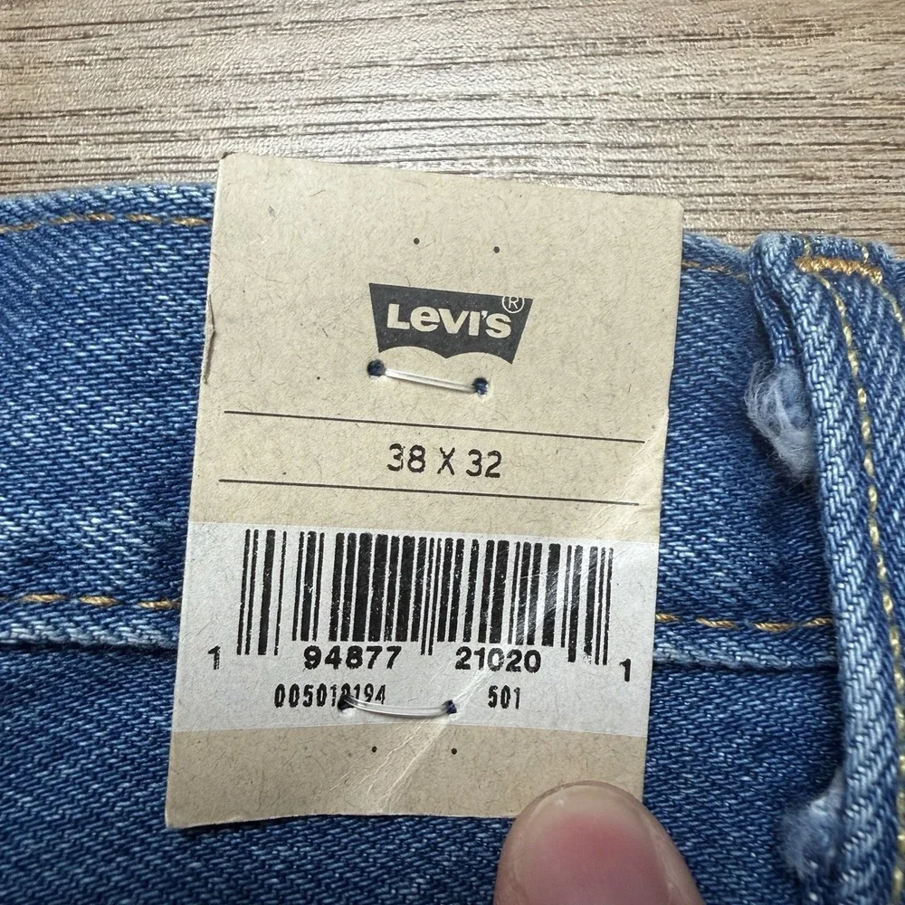 Levis 501 Jeans Men 38x32 Blue Original Fit Button Fly Medium Wash‎ Denim NEW
